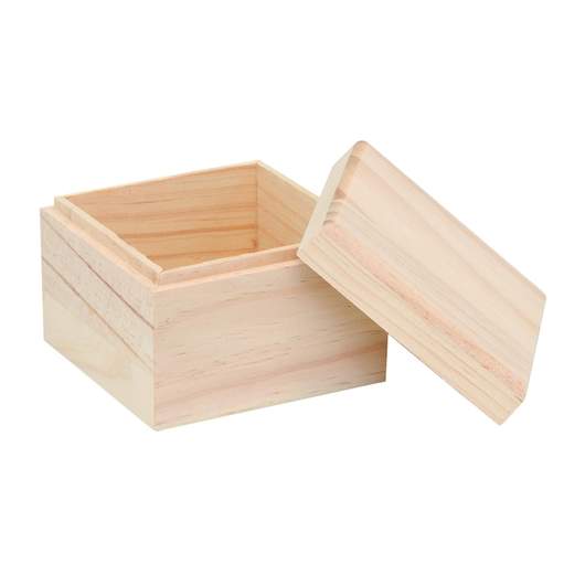 Wooden box square 10,5x10,5x8cm